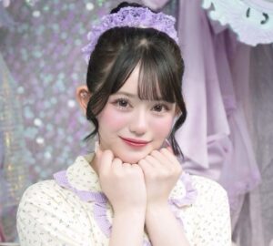 真白美央パープル