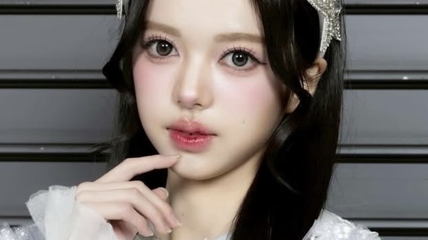 中山こはくの顔