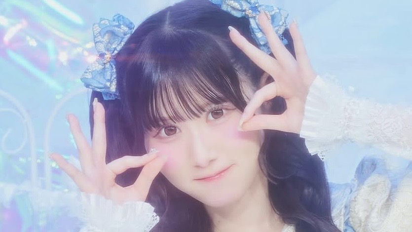 小泉ゆみの顔