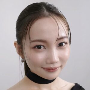 水越みさとの顔