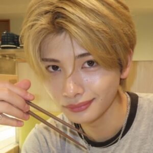 河村叶翔の顔